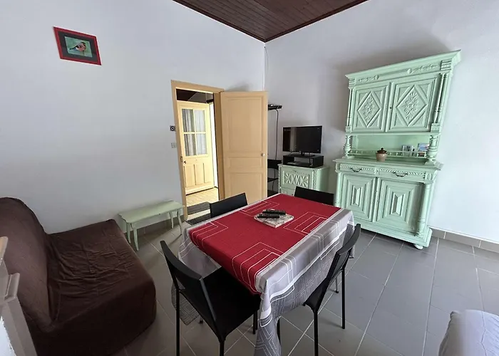 펜션 Maison De 2 Pieces A 100m - - Fr-1-224c-343