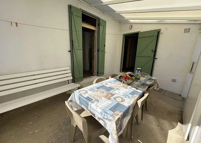 Maison De 2 Pieces A 100m - - Fr-1-224c-343 *